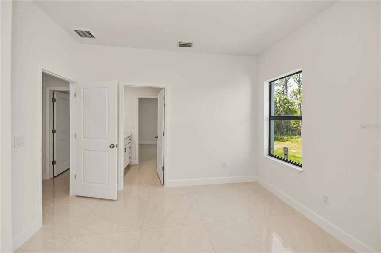 Listing Photo 38