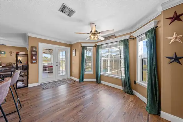 Listing Photo 28