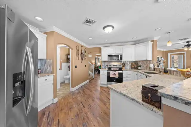 Listing Photo 37