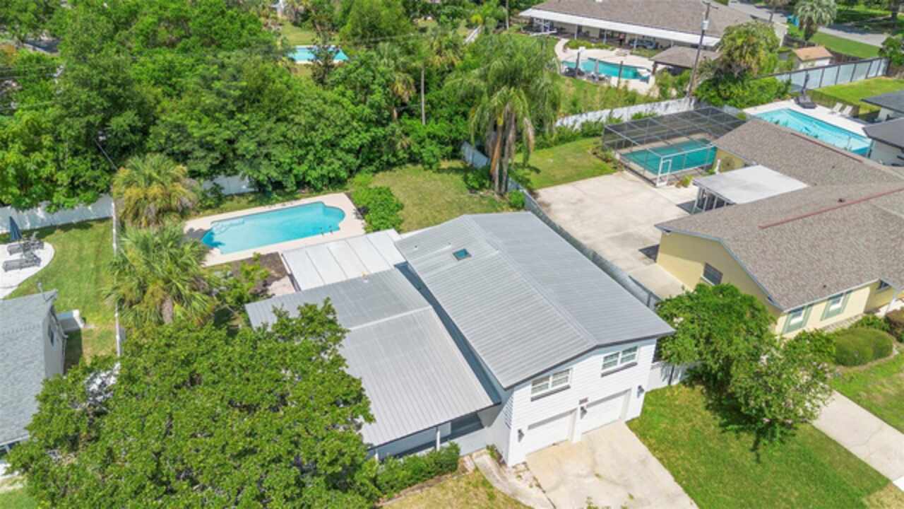 Listing Photo 8