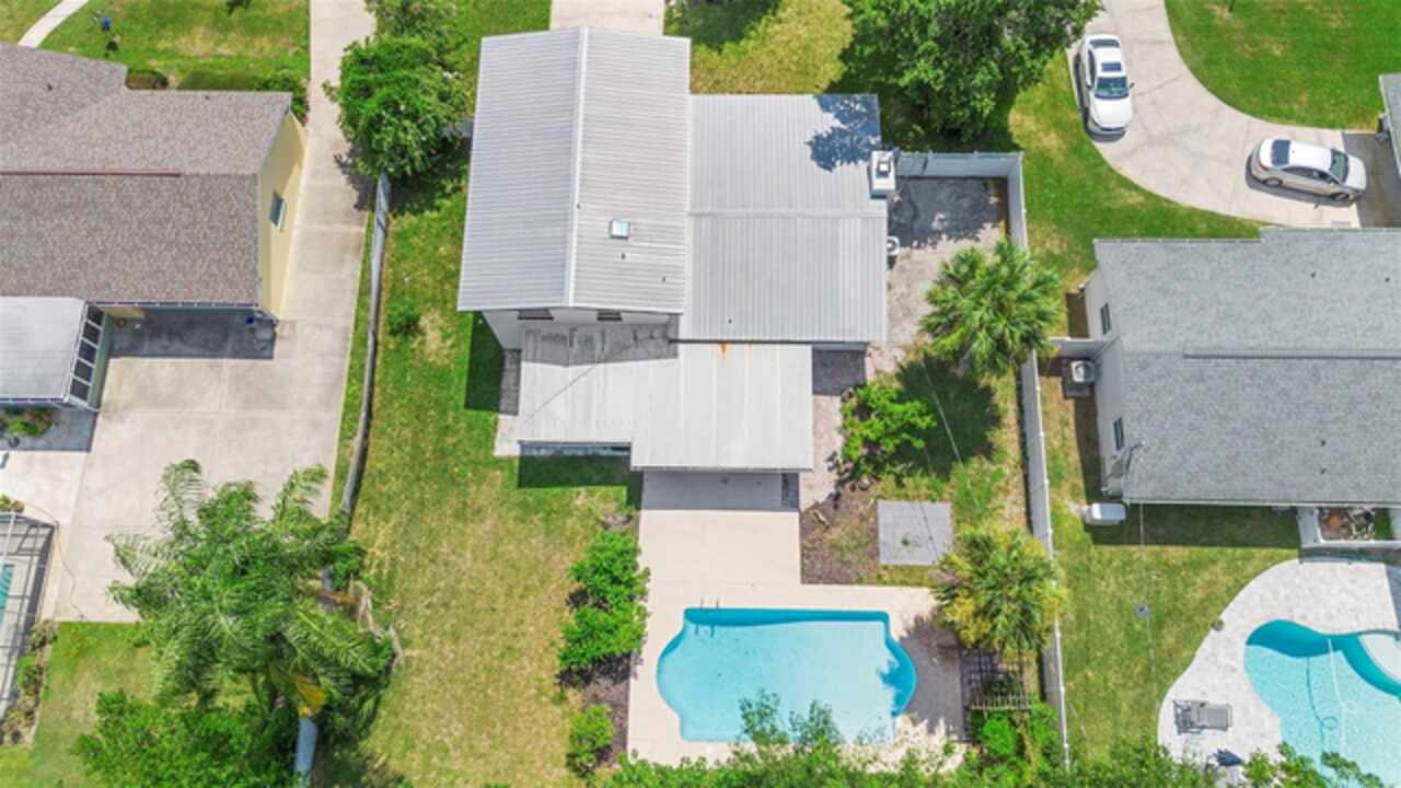 Listing Photo 11