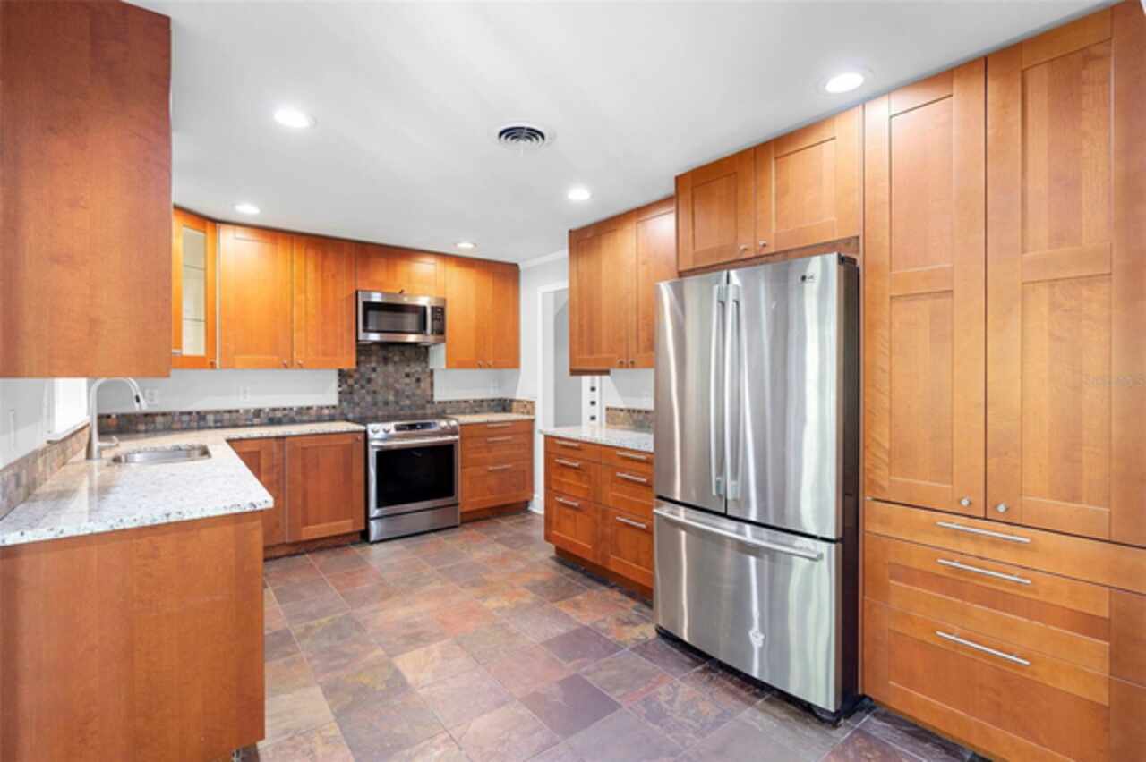 Listing Photo 16