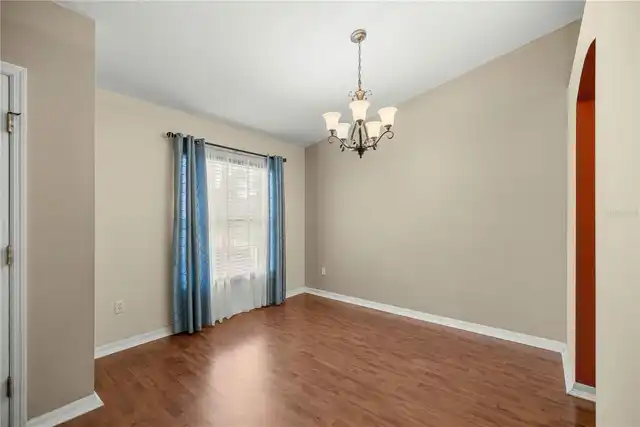 Listing Photo 9