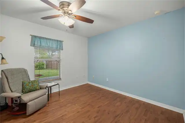 Listing Photo 28