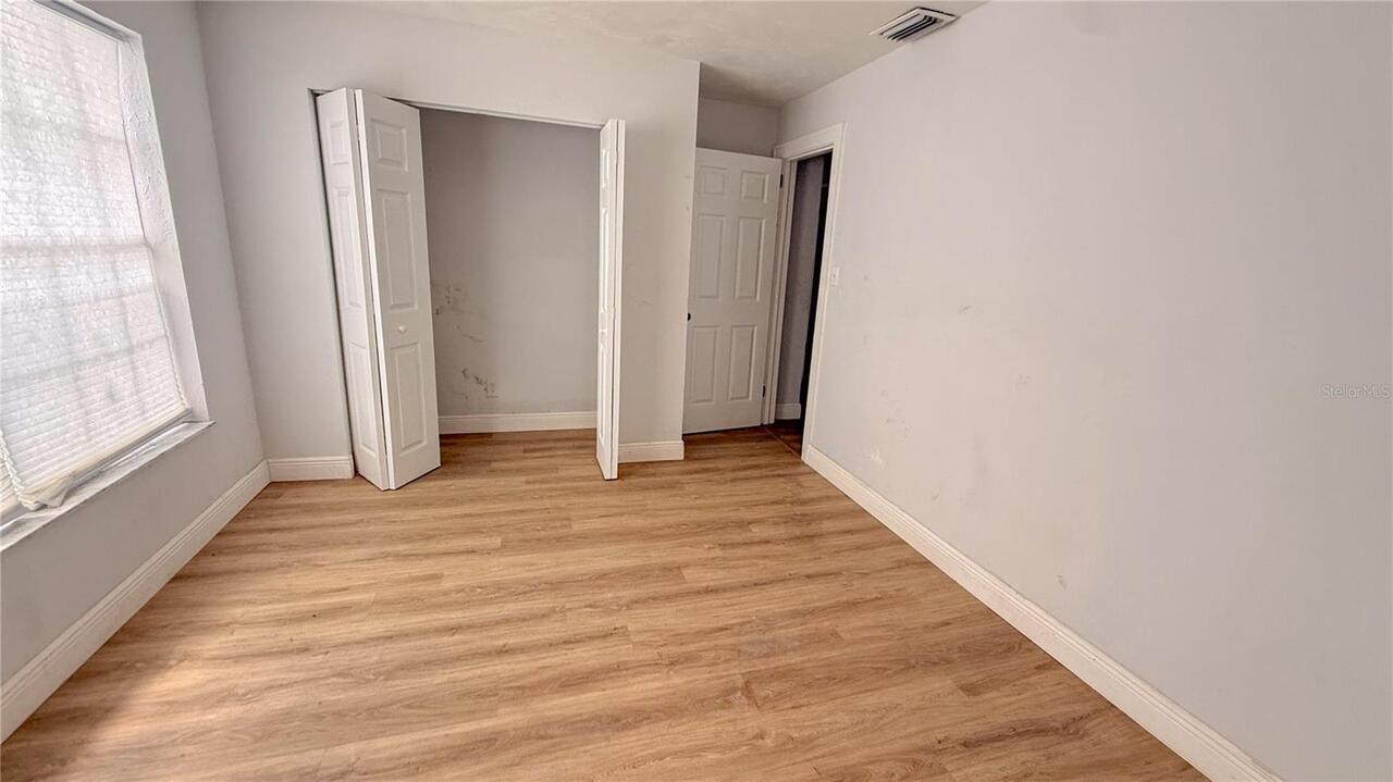 Listing Photo 24