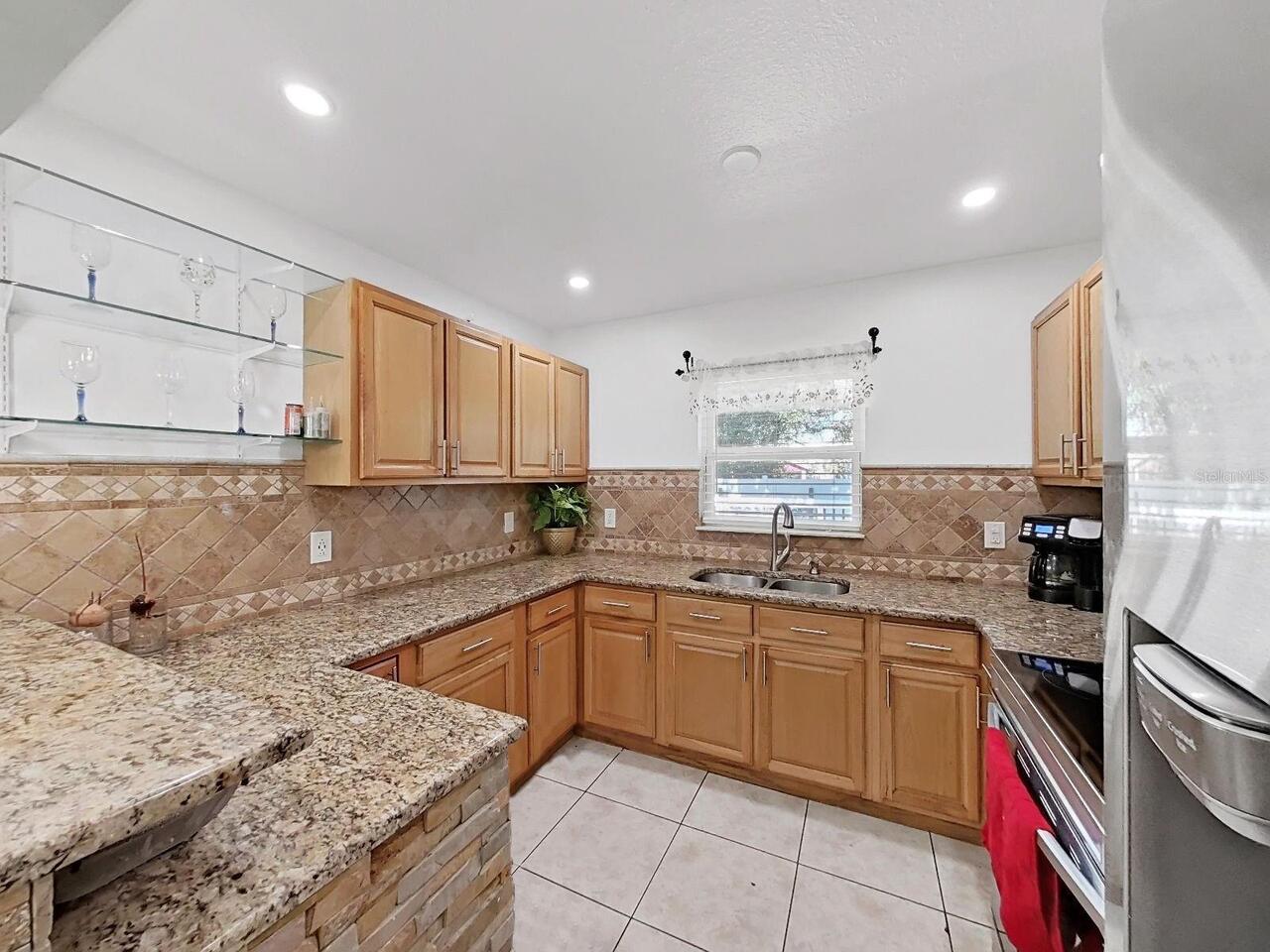 Listing Photo 13