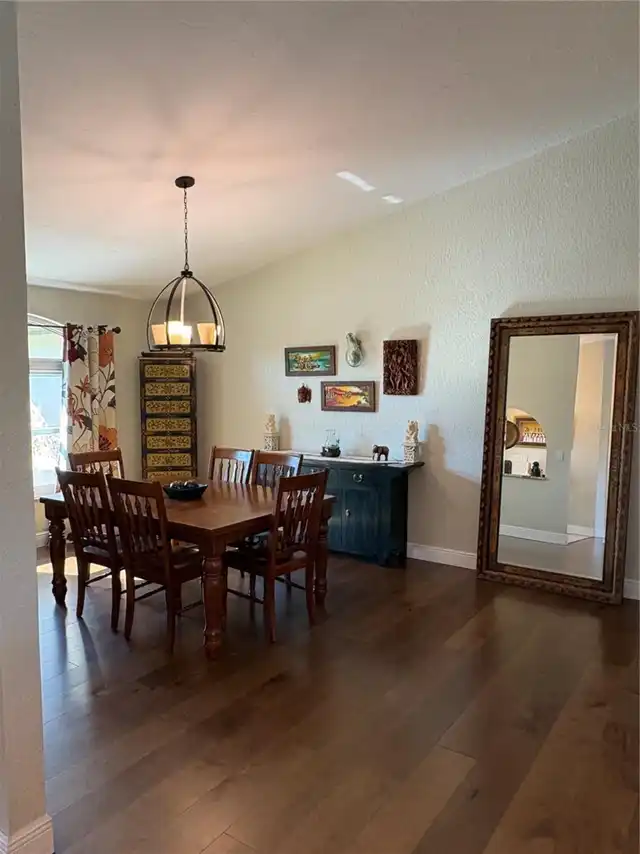Listing Photo 20