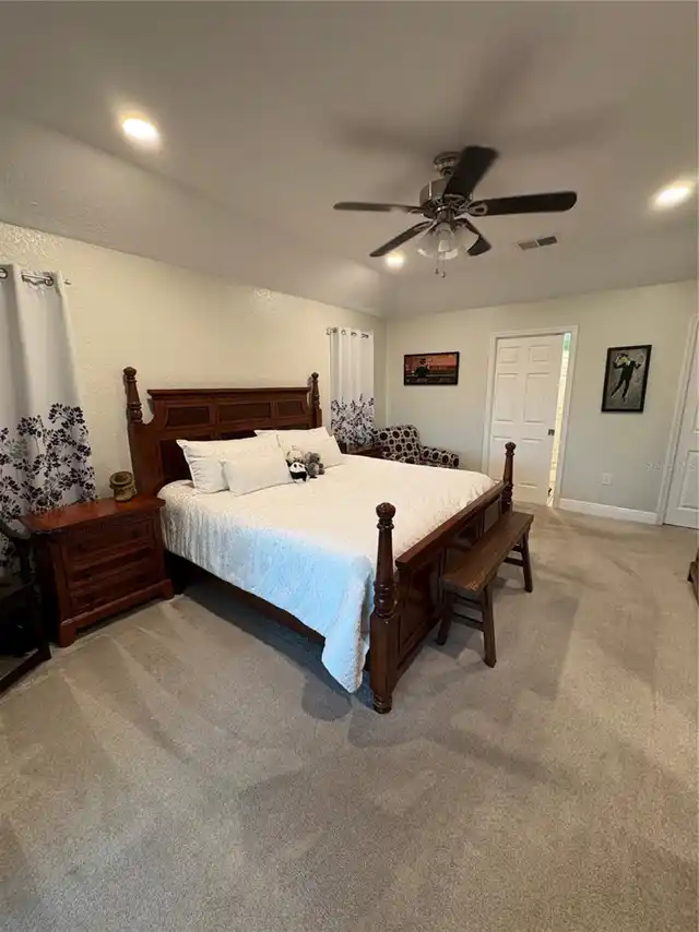 Listing Photo 24