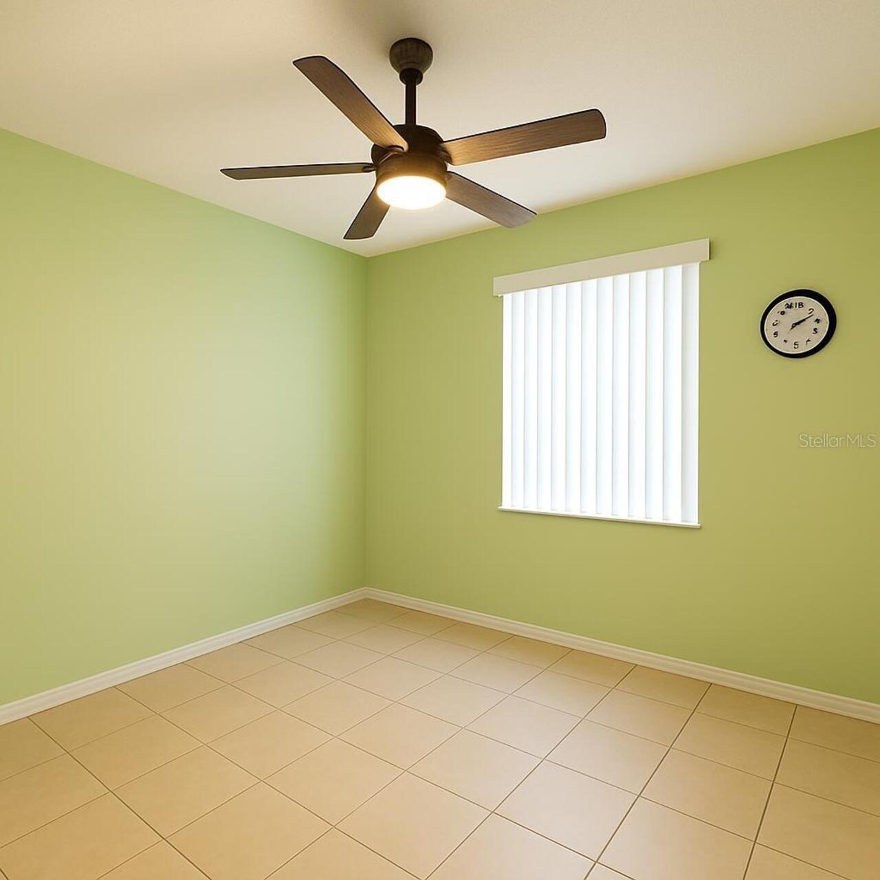 Listing Photo 12