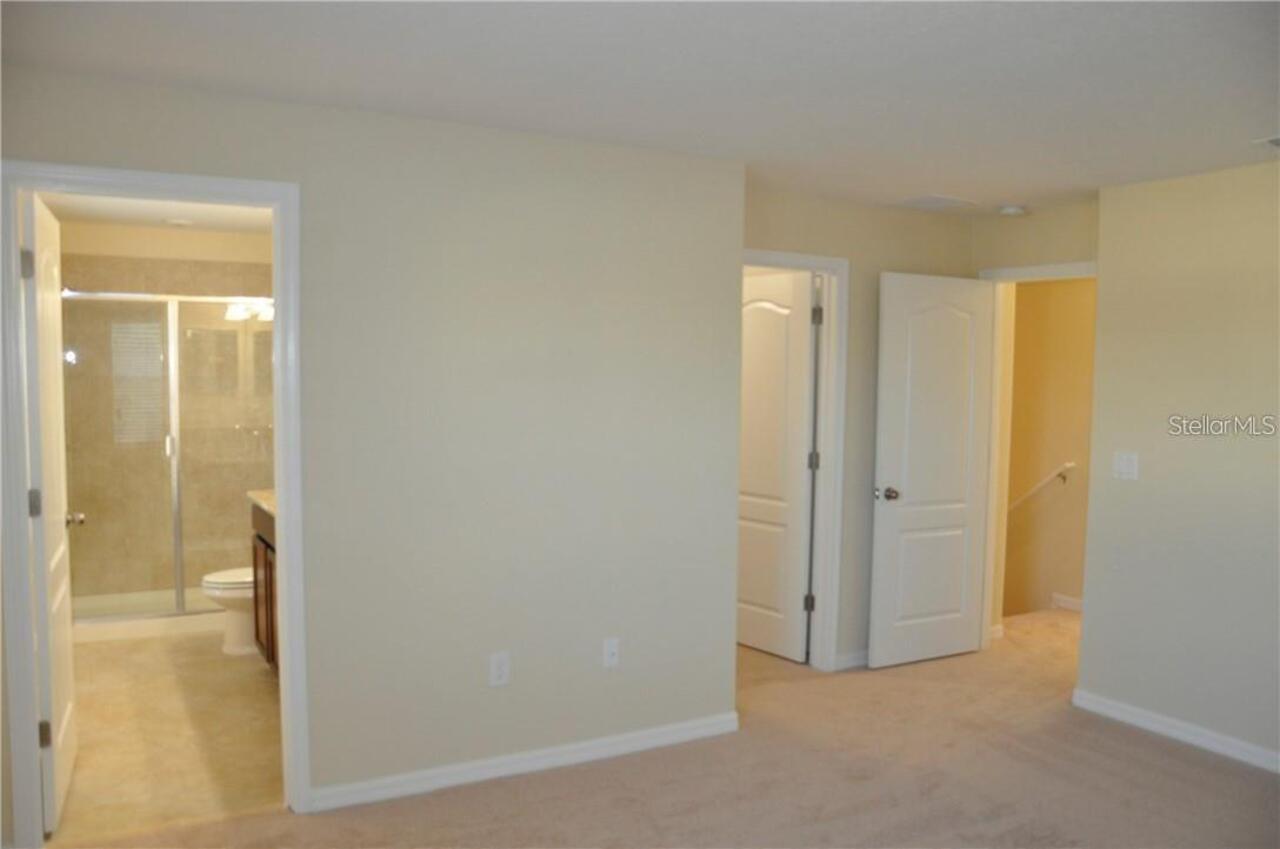 Listing Photo 11