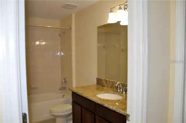 Listing Photo 9