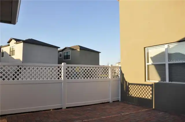Listing Photo 14