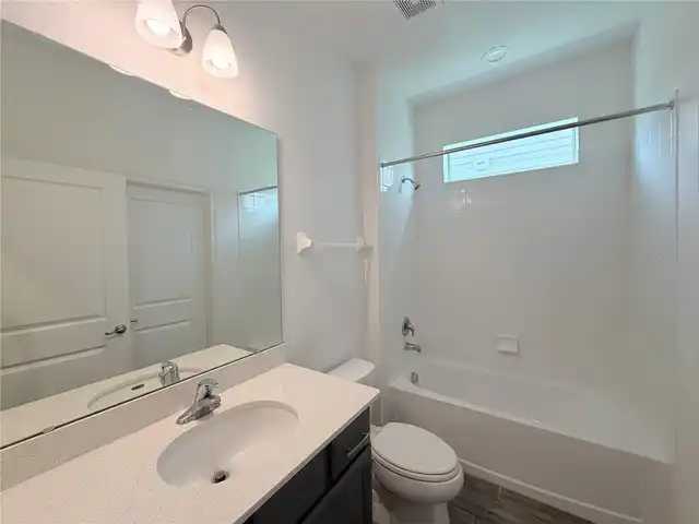 Listing Photo 22
