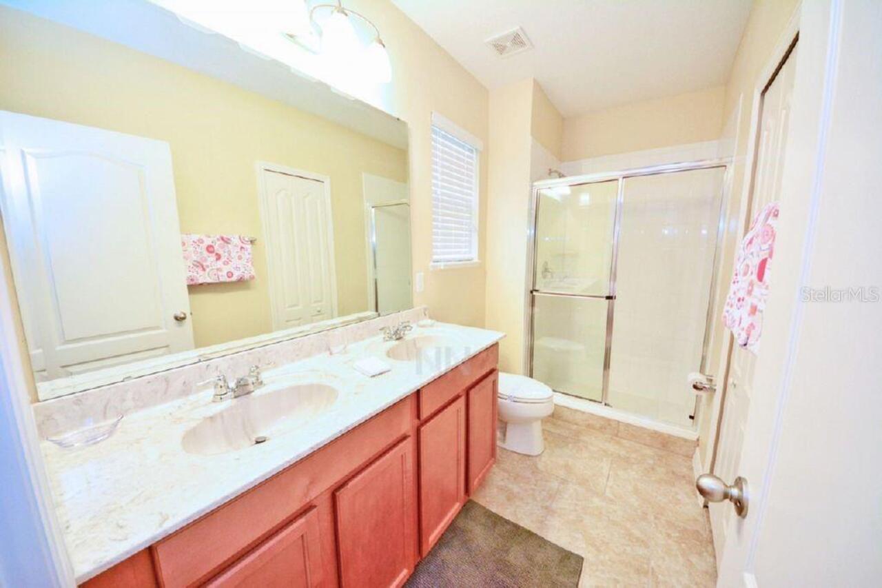Listing Photo 10