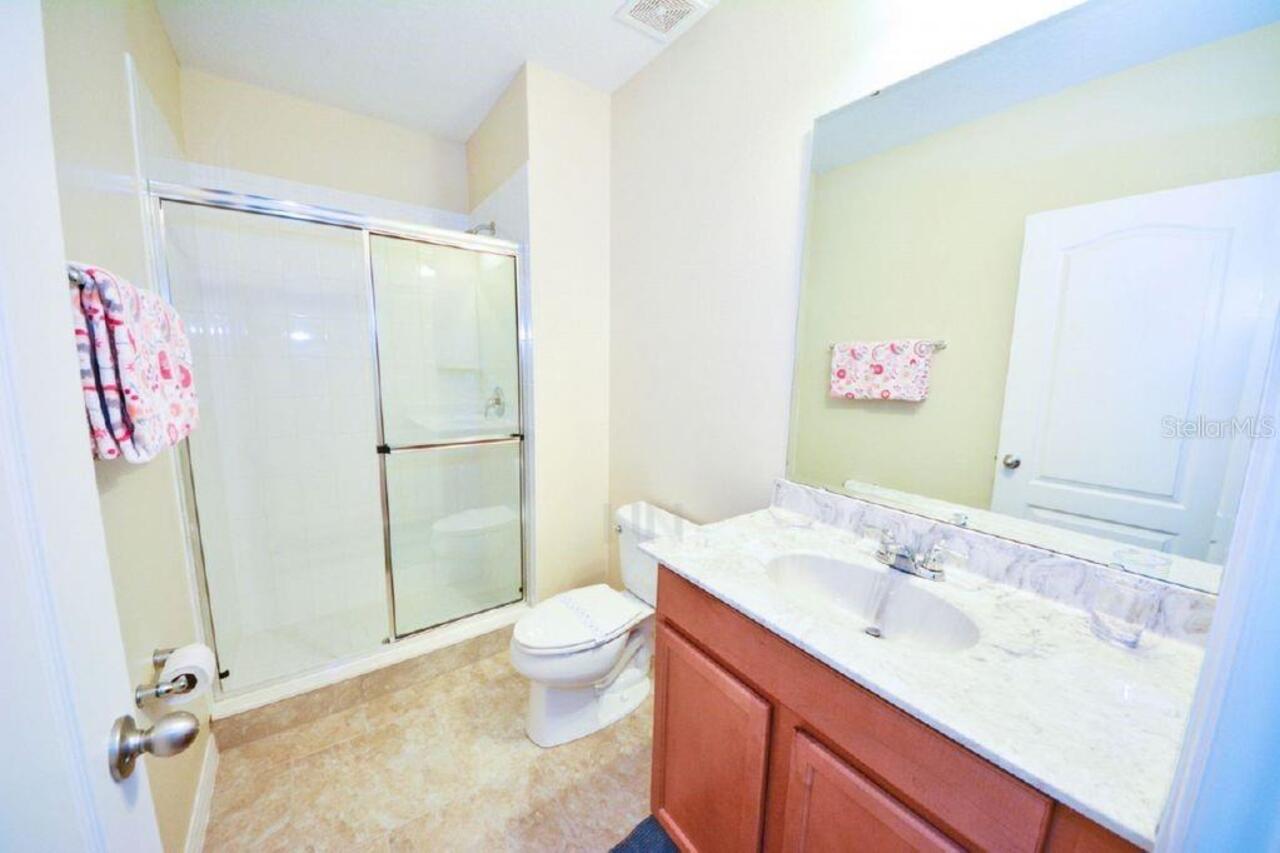 Listing Photo 12