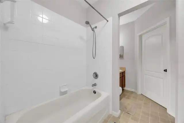 Listing Photo 14