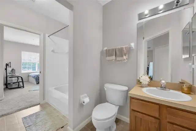 Listing Photo 15
