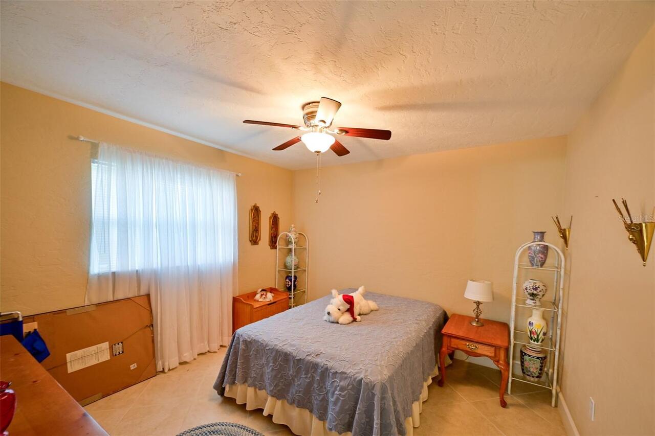 Listing Photo 20