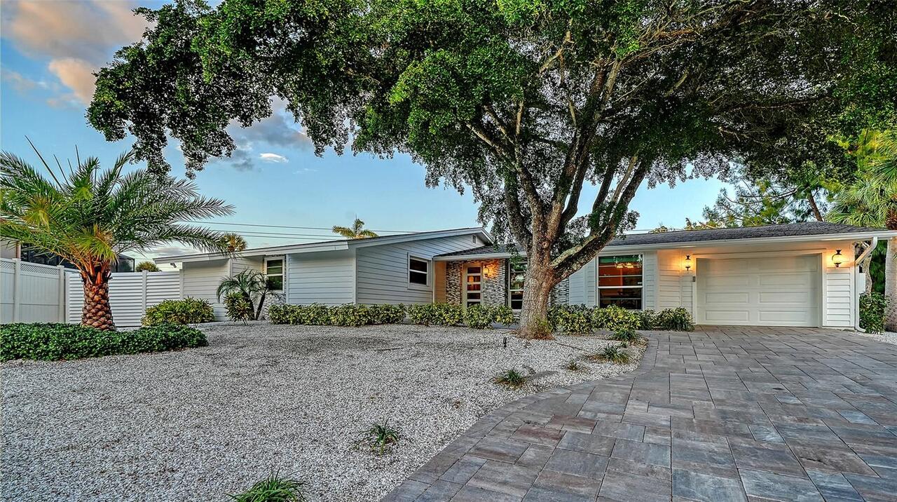 Sarasota Real Estate