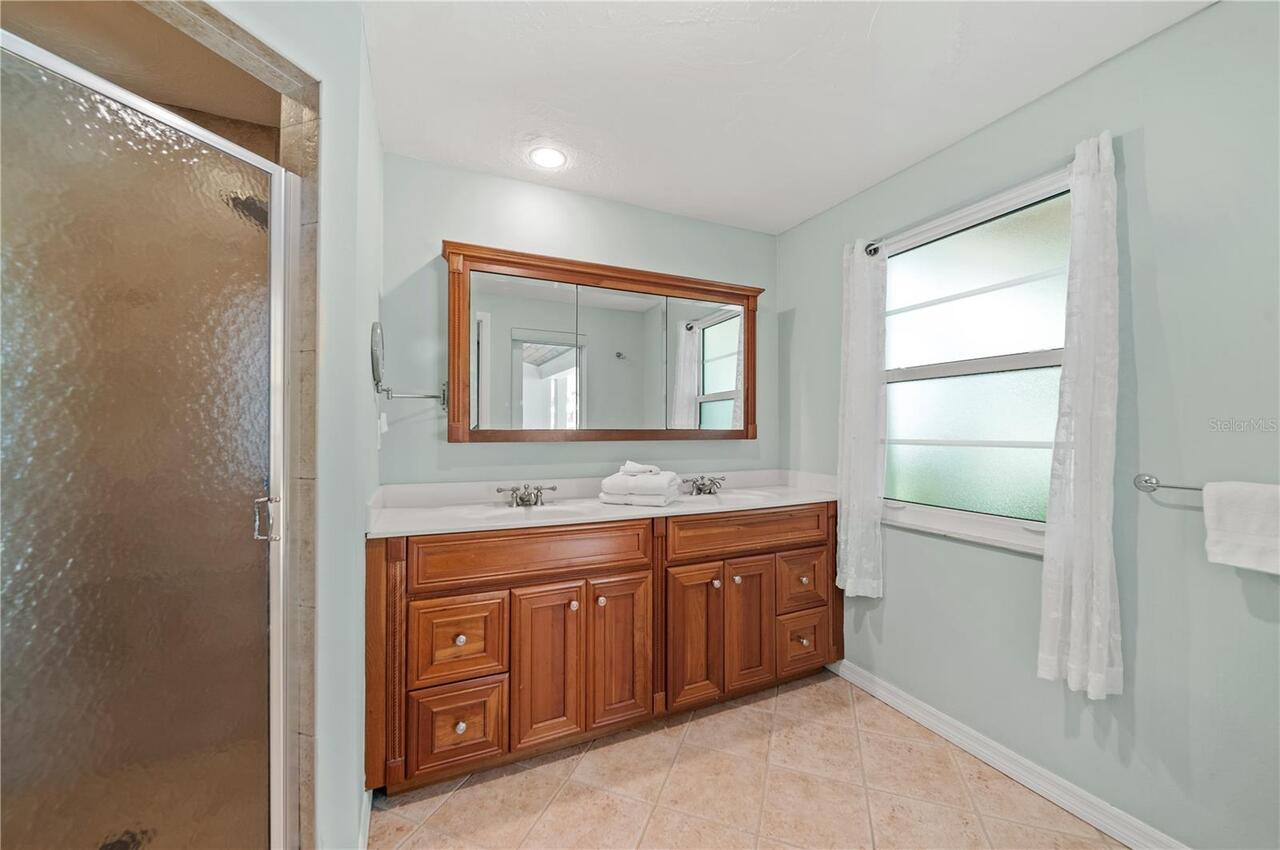 Listing Photo 35