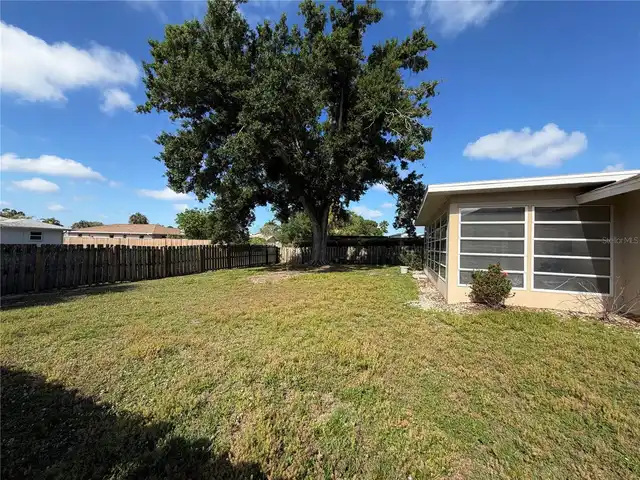 Listing Photo 32