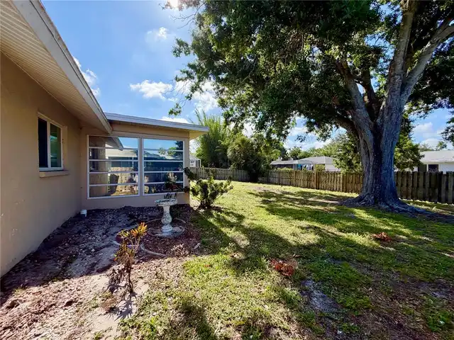 Listing Photo 37