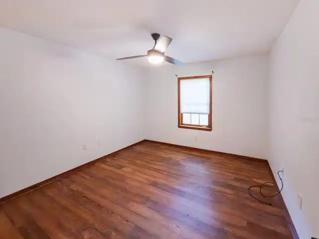 Listing Photo 37
