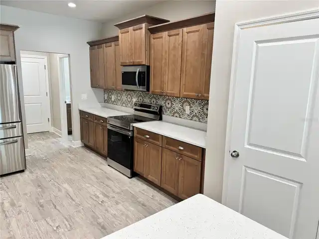 Listing Photo 17