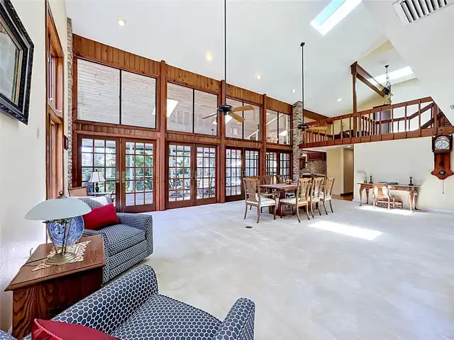 Listing Photo 22