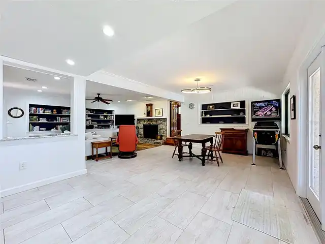 Listing Photo 35