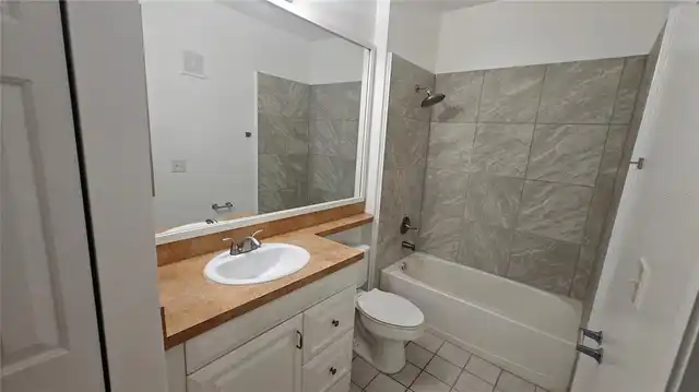 Listing Photo 18