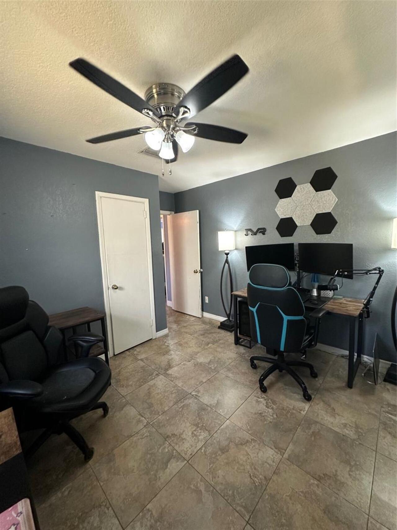 Listing Photo 16