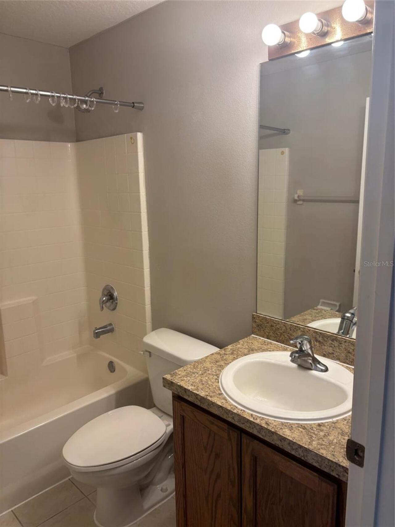 Listing Photo 10