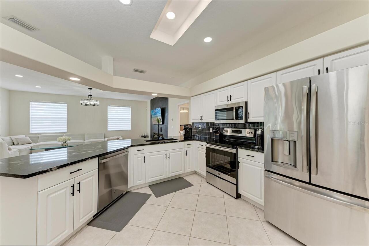 Listing Photo 15