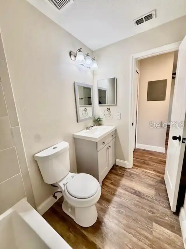 Listing Photo 28