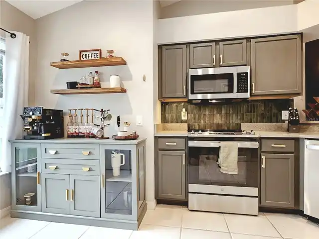 Listing Photo 18