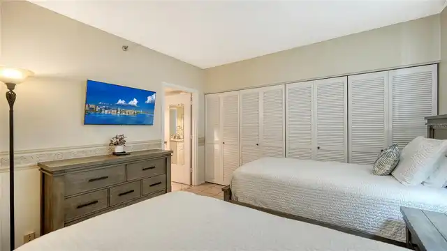 Listing Photo 20