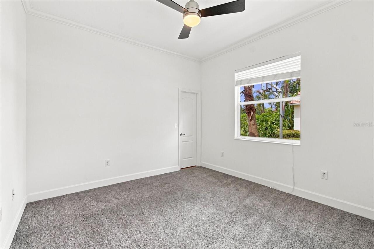 Listing Photo 43