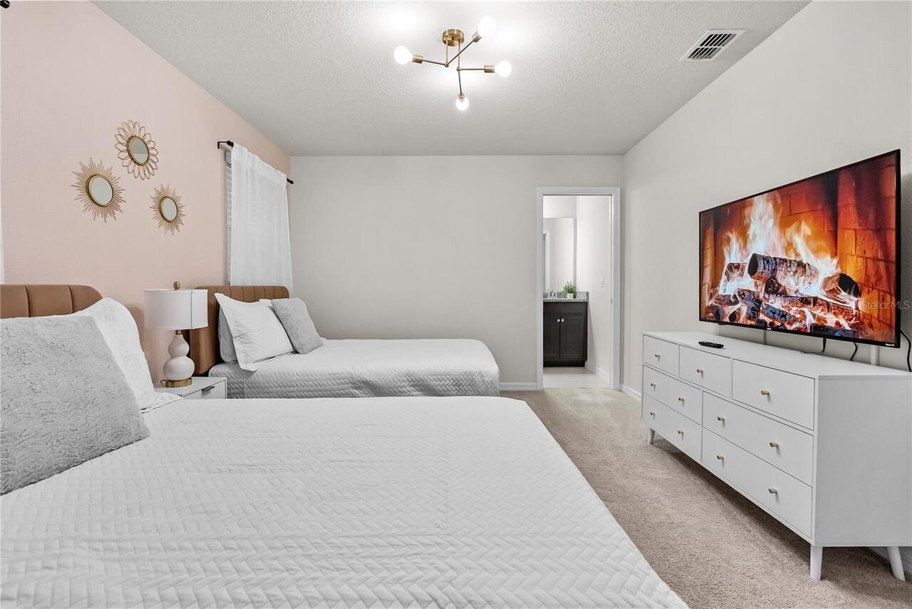 Listing Photo 34