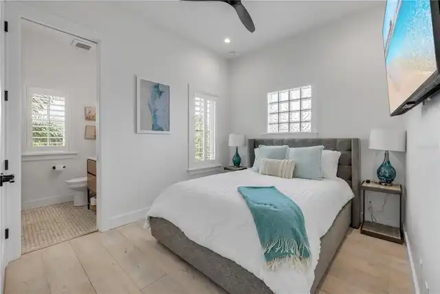 Listing Photo 18