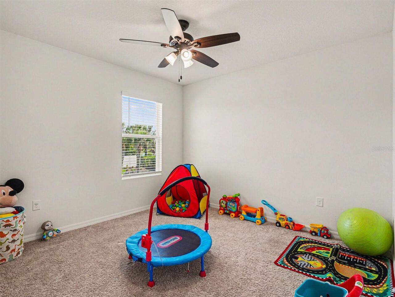 Listing Photo 23