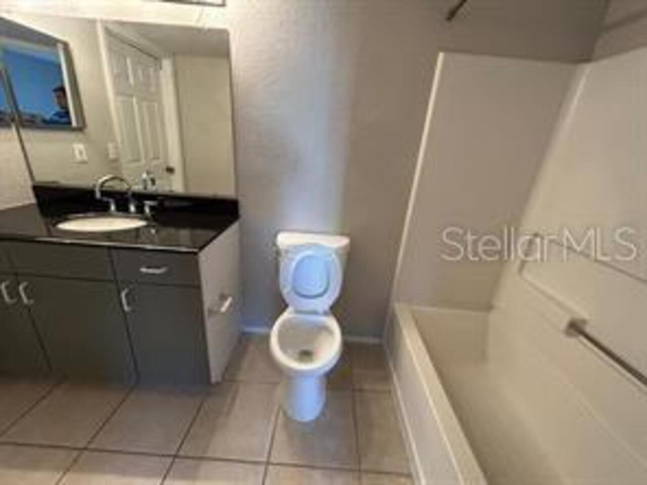Listing Photo 9