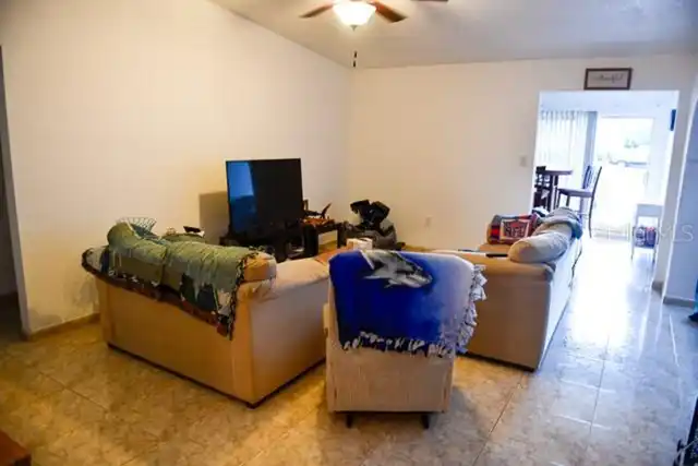Listing Photo 9