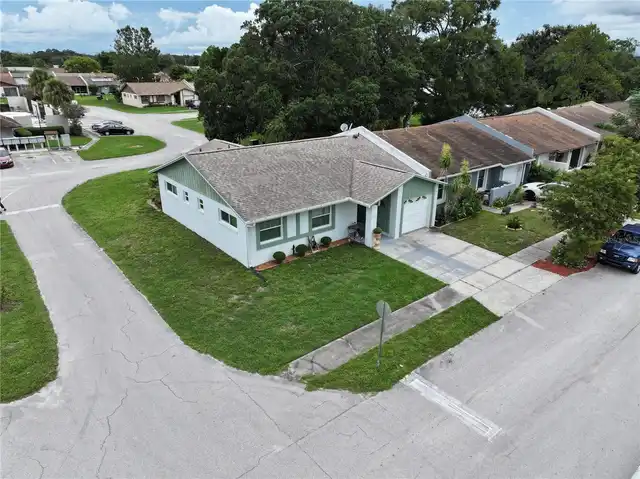 Listing Photo 16