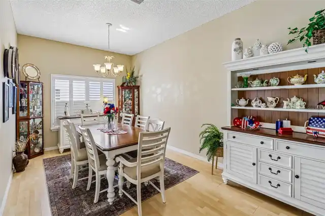Listing Photo 19