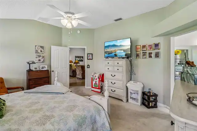 Listing Photo 33