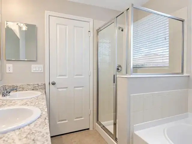 Listing Photo 21