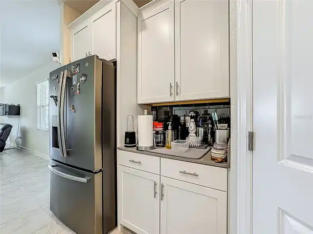 Listing Photo 10