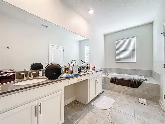 Listing Photo 29