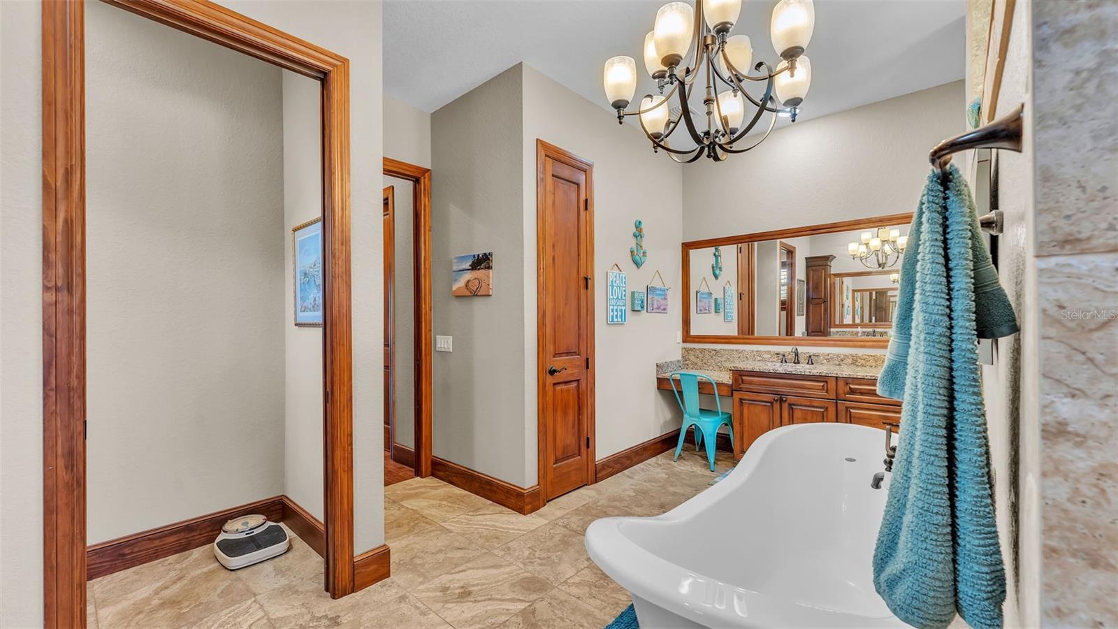 Listing Photo 32